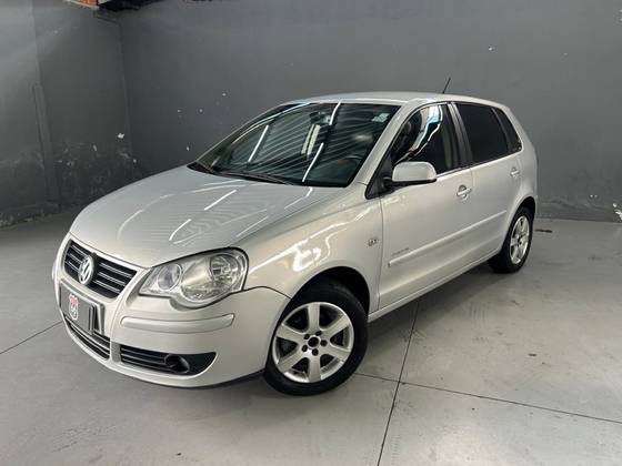 VOLKSWAGEN POLO 1.6 MI SPORTLINE 8V FLEX 4P MANUAL VOLKSWAGEN POLO 1.6 MI SPORTLINE 8V FLEX 4P MANUAL